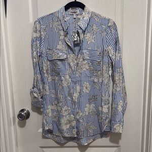 Express Floral Striped Blouse in Blue and White